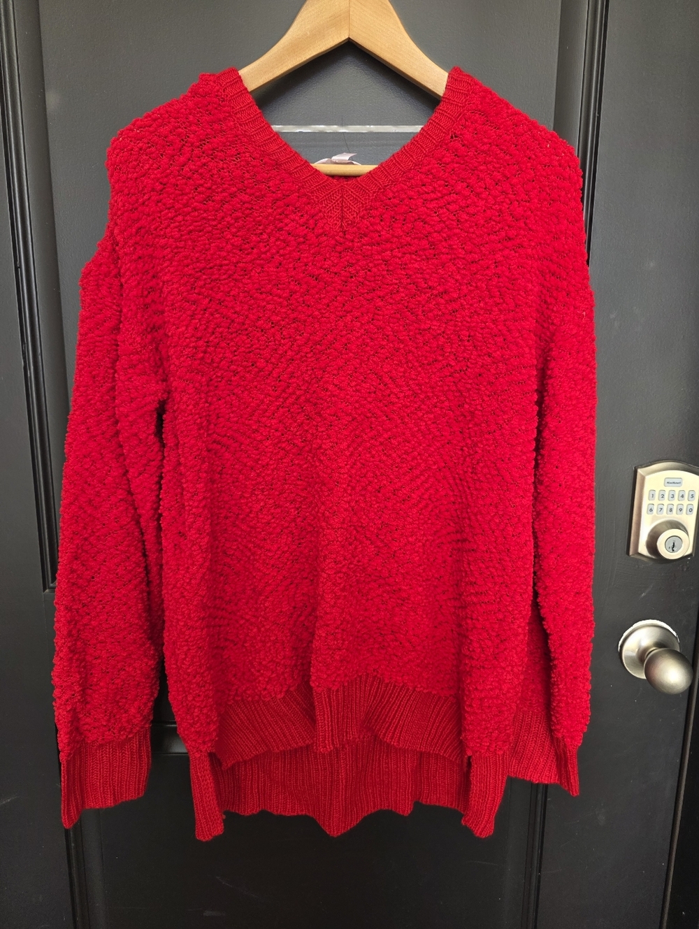 No Boundaries Cozy V-Neck Chunky Hoodie Knit Sweater Sz XXL Red Textured NWT